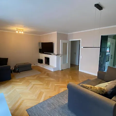Living By Berlin Apartment *